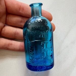 Frank's Safe Kidney Liver Cure Wheaton Reproduction Vintage Glass Empty Bottle